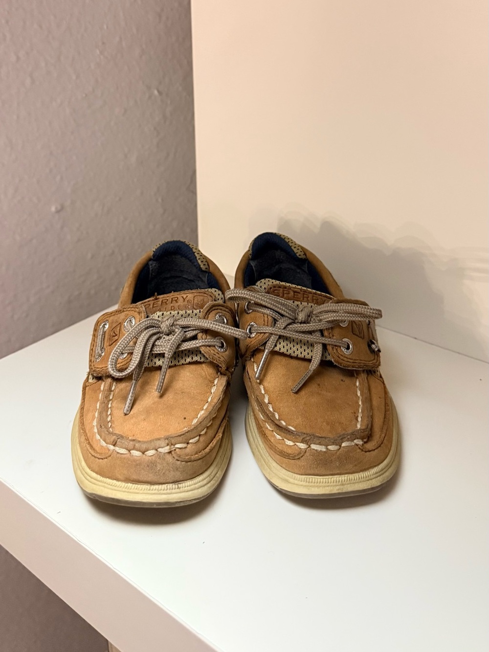 Sperry Men’s Tan Suede Boat Shoes with Beige Laces